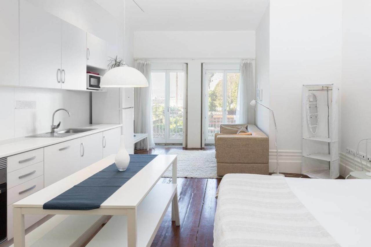 Guestready - Ayres Studio W Balcony Garden Porto Exterior photo